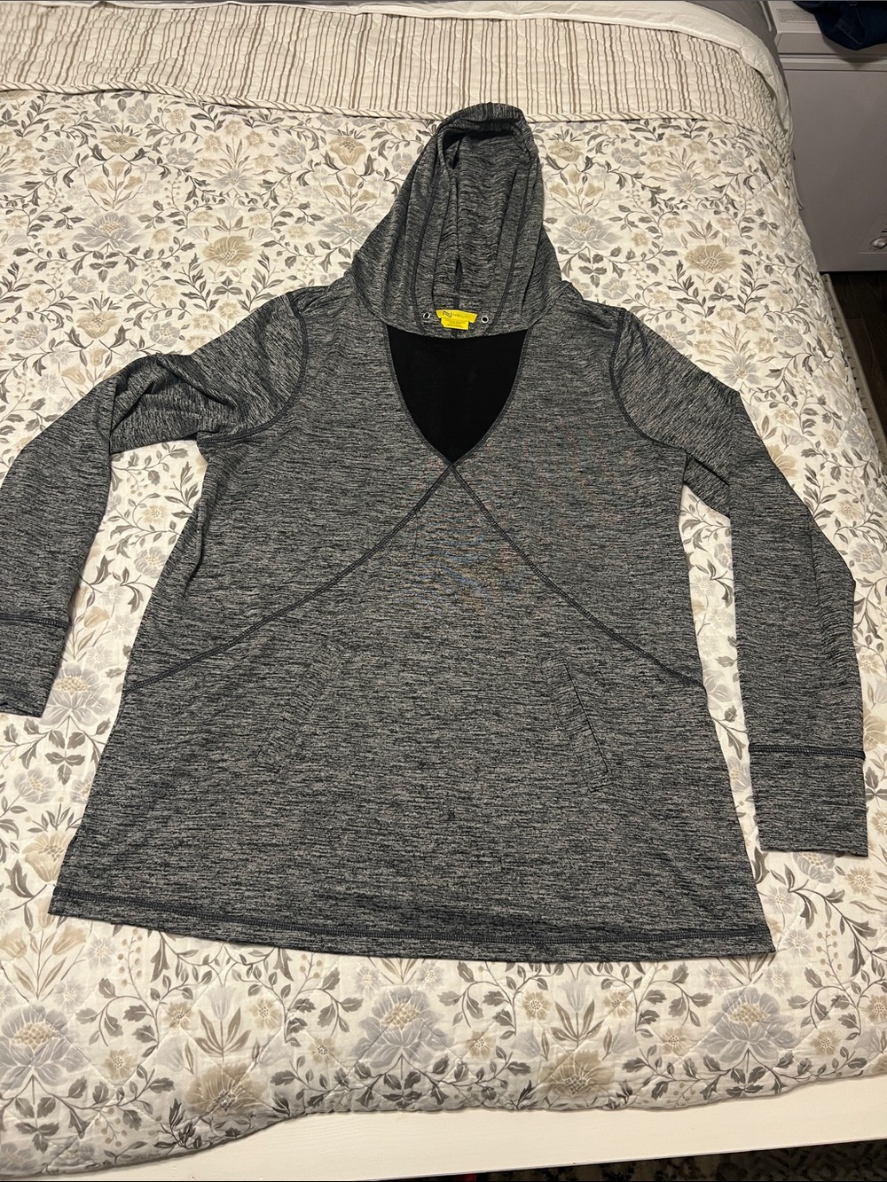 Gray Hooded Long-Sleeve Pullover
